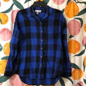 Women’s button up flannel